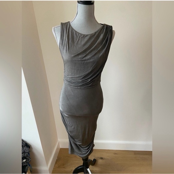 Alice + Olivia “Air” Draped Mesh Bodycon Midi Dress Size Small Gray Silver - Picture 4 of 8